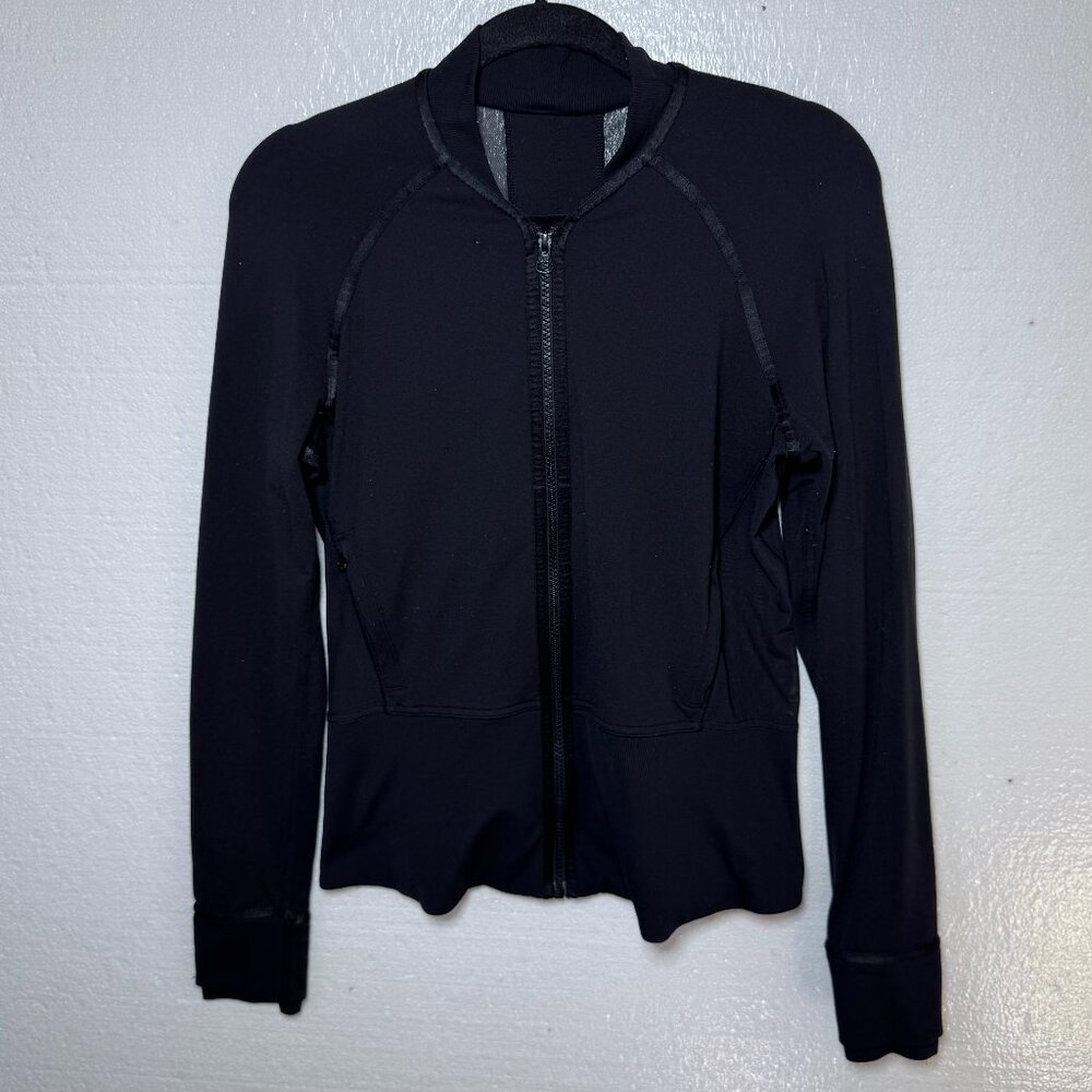 Lululemon Size 6 If You're Lucky Jacket Black Mesh Zip Up Athletic Lightweight